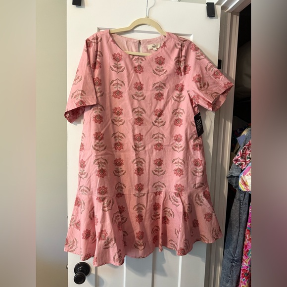 entro | Dresses | Entro Pink Floral Drop Waist Dress | Poshmark
